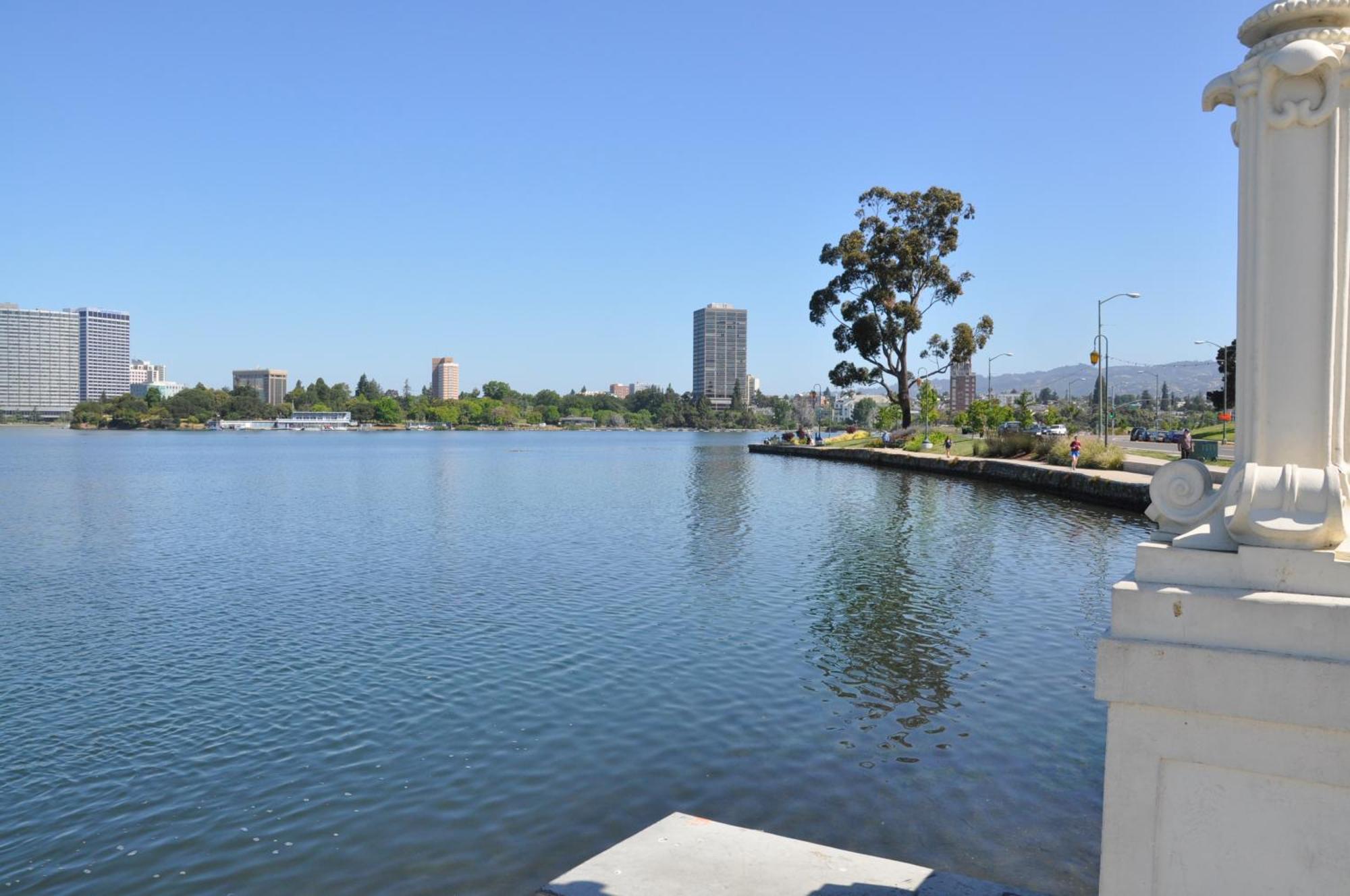 Americas Best Value Inn - Downtown Oakland/Lake Merritt Exterior foto